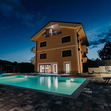 Villa Lamija Bihac Luaran gambar