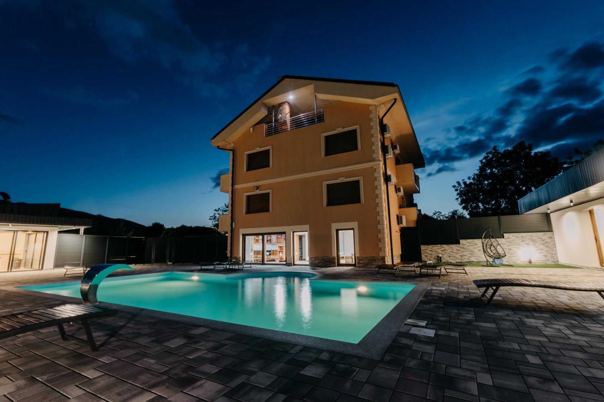 Villa Lamija Bihac Luaran gambar