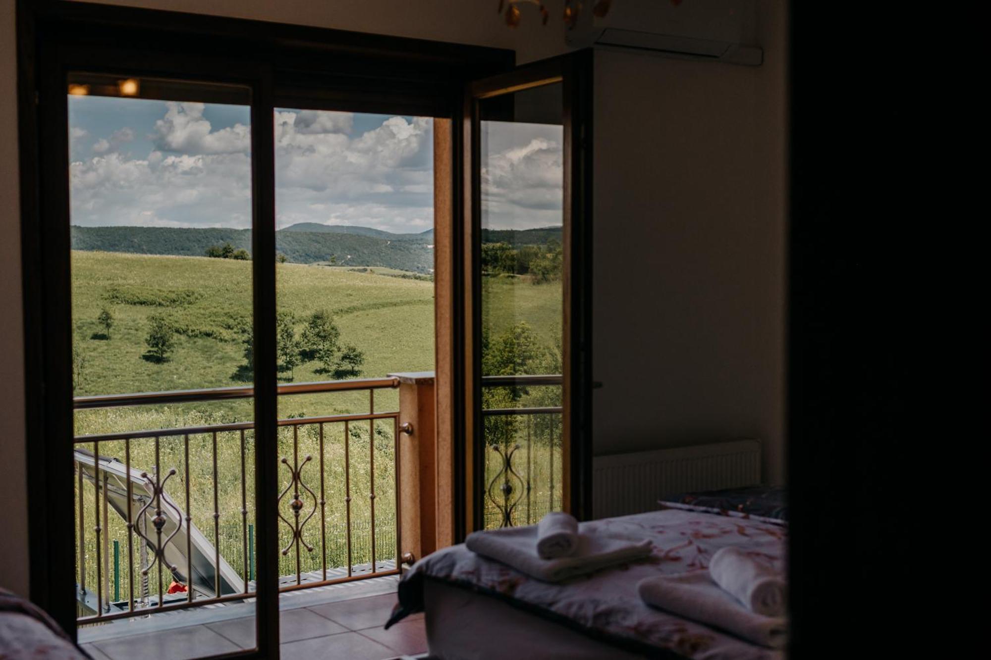 Villa Lamija Bihac Luaran gambar