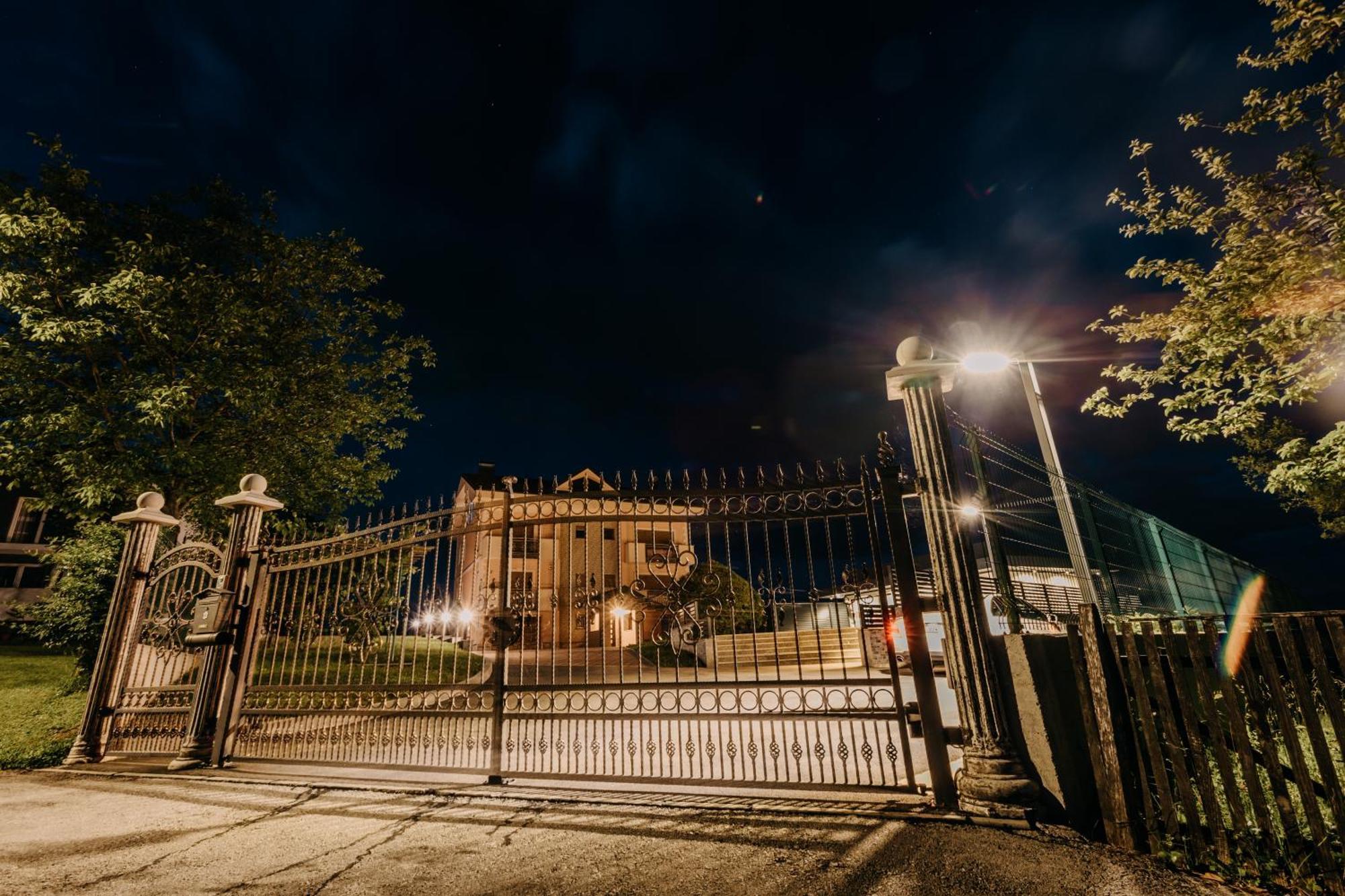 Villa Lamija Bihac Luaran gambar
