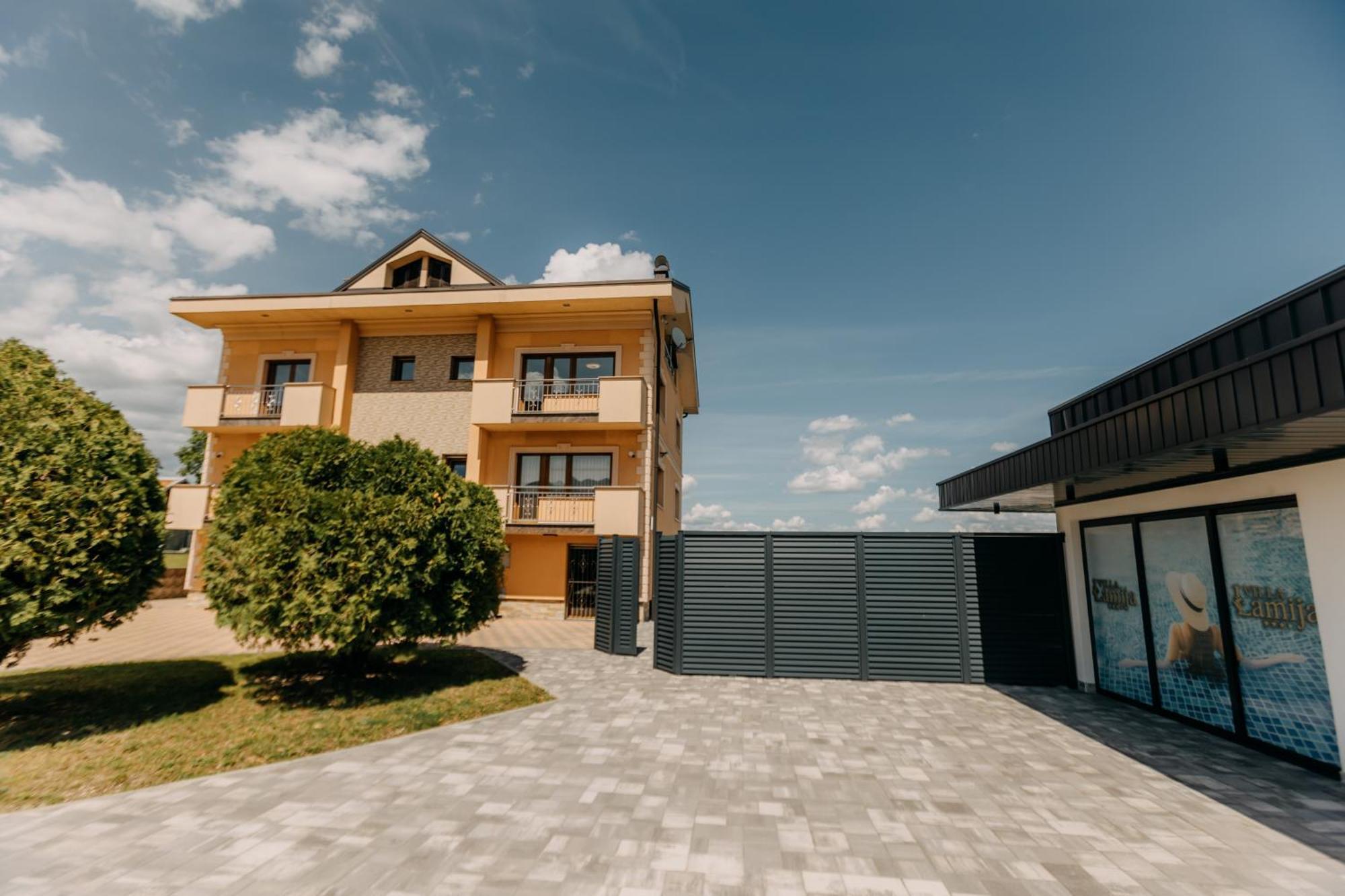 Villa Lamija Bihac Luaran gambar