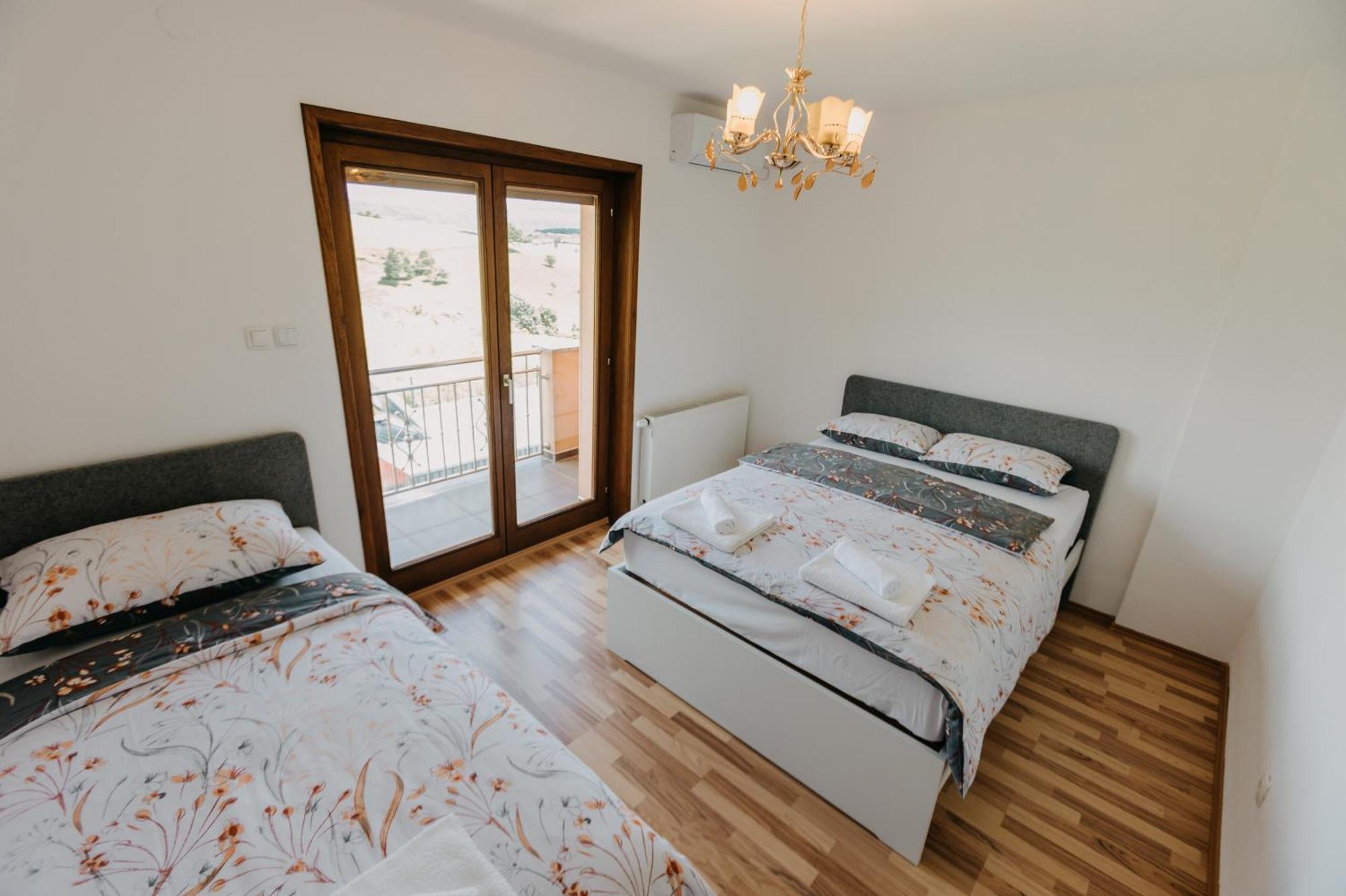 Villa Lamija Bihac Luaran gambar